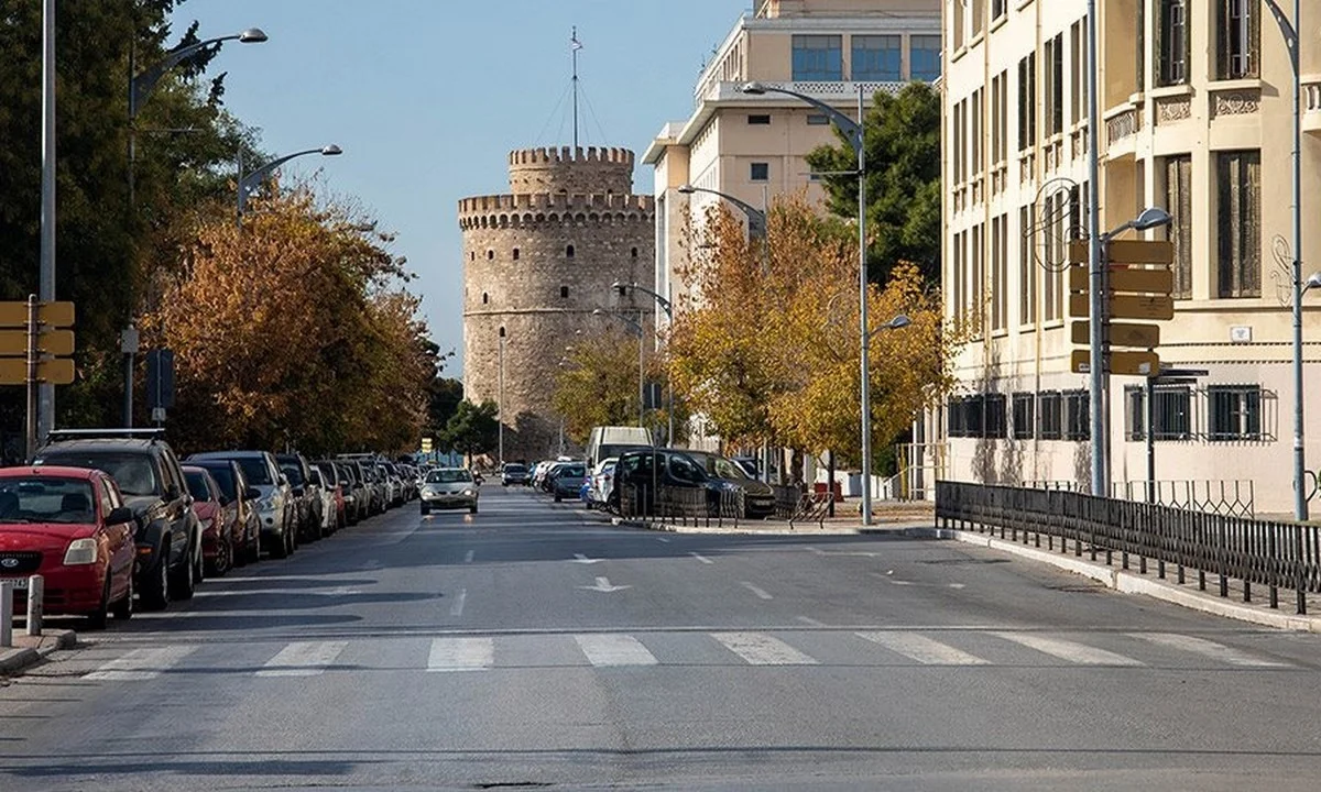 Κορoνοϊός: «Lockdown» μέχρι τα... κάλαντα εισηγούνται οι ειδικοί
