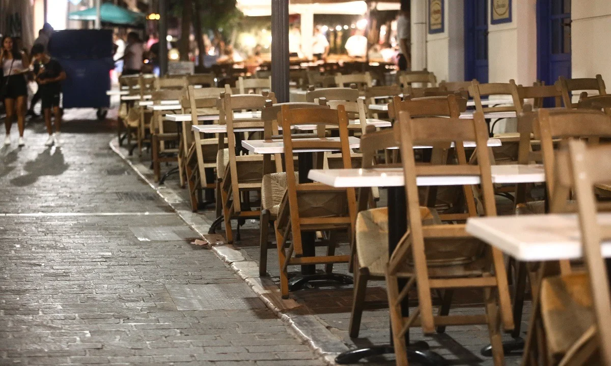 Lockdown: Απεγνωσμένοι οι μαγαζάτορες - «Μας αντιμετωπίζουν σαν το μαύρο πρόβατο»
