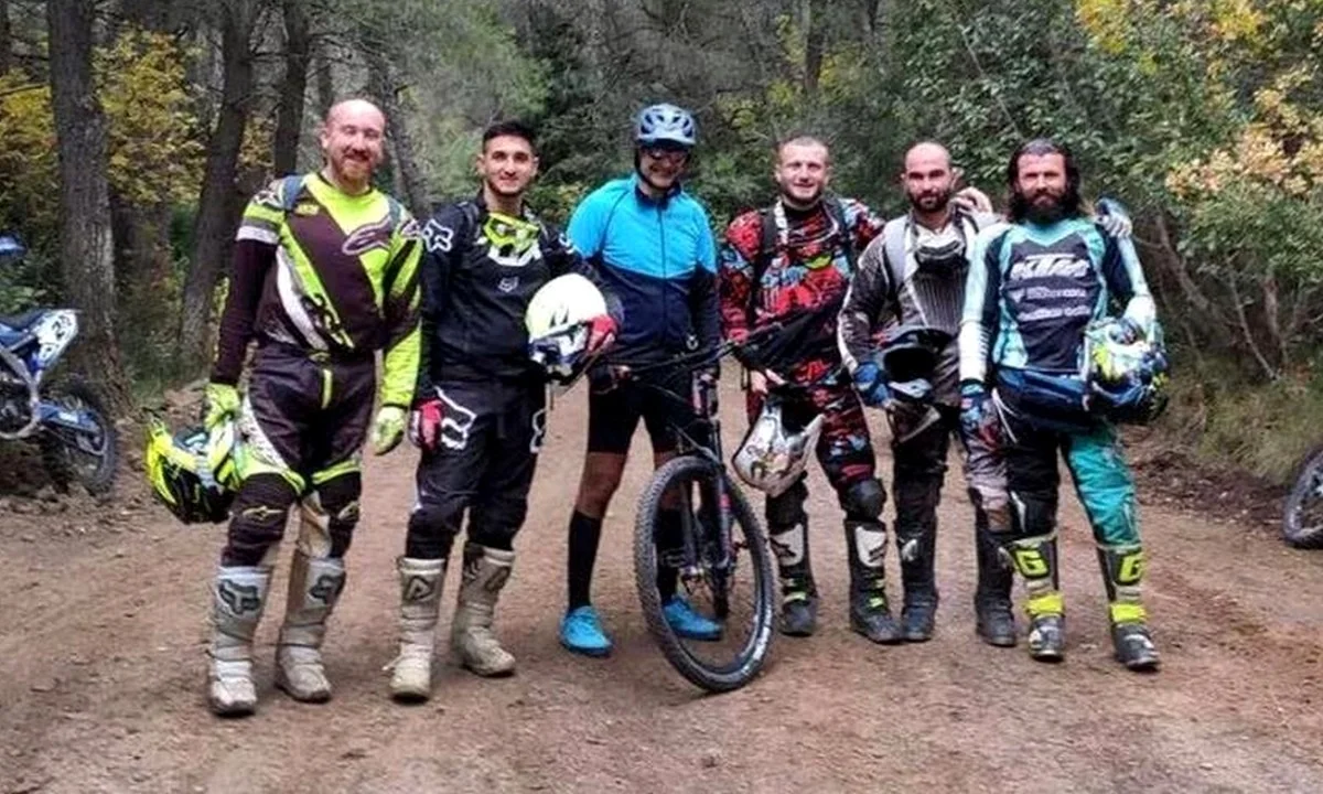 Ο Κ. Μητσοτάκης παραβιάζει τα μέτρα και την ατομική ευθύνη;