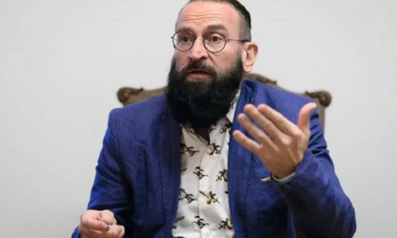 Βρυξέλλες: Αυτός είναι ο ευρωβουλευτής που συνελήφθη σε όργιο με 25 άνδρες