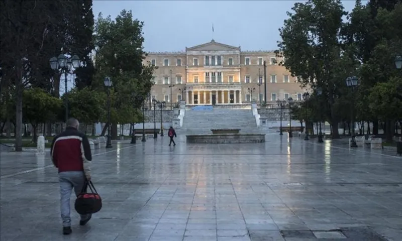 Κορονοϊος-Εξαδάκτυλος: «Μόνο με πολύ λιγότερους διασωληνωμένους θα αρθεί το lockdown»