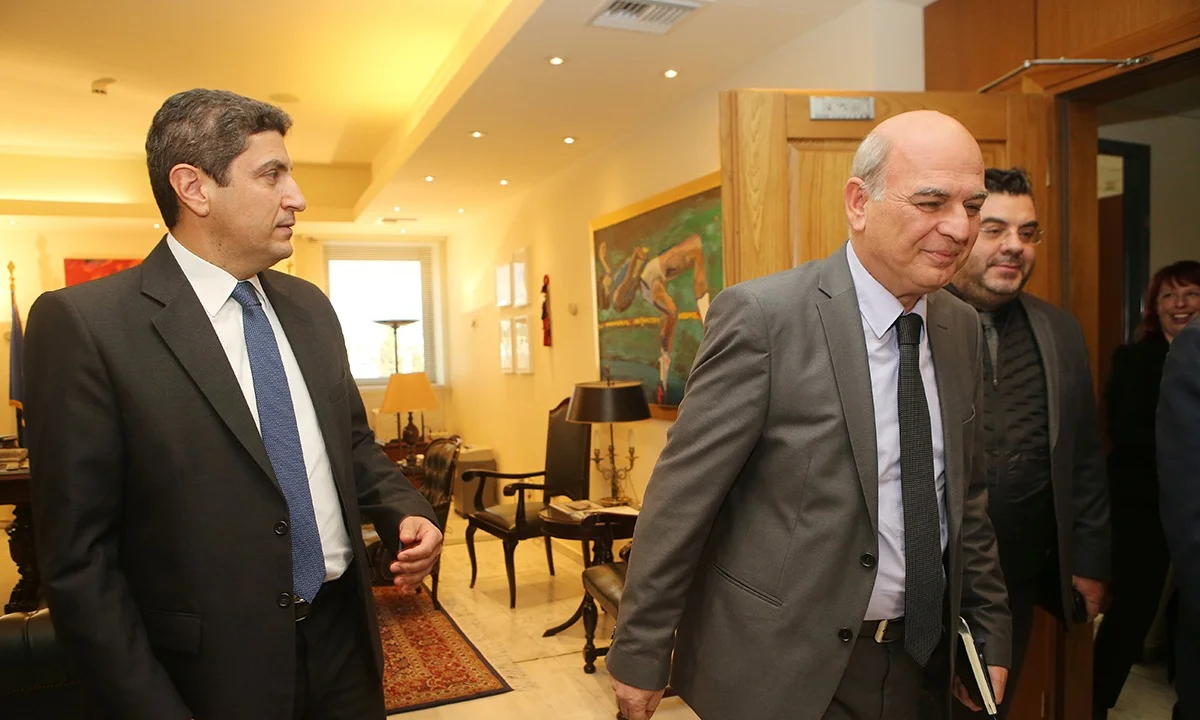 Αυγενάκης: «Η ΕΠΟ χάρισε τον τελικό στην Αλβανία με αστείες δικαιολογίες»