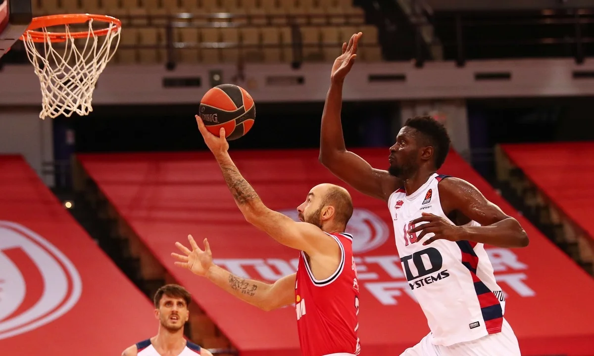 Euroleague: Στην Πόλη και την Λιθουανία τα «φώτα»