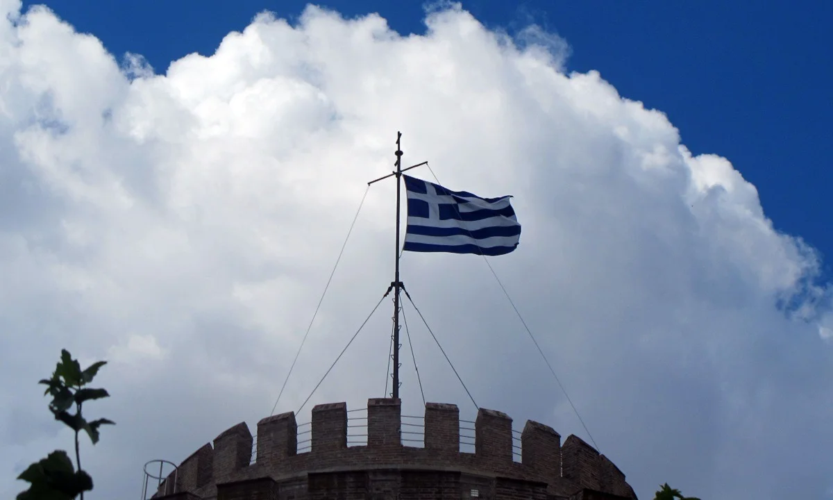 Καιρός: Η κακοκαιρία υποχωρεί και επιστρέφει... την Τετάρτη (vid)