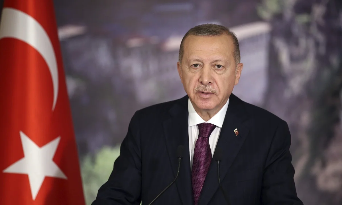 Ελληνοτουρκικά: ΑΠΙΣΤΕΥΤΗ ΠΡΟΚΛΗΣΗ ΕΡΝΤΟΓΑΝ! Κρέμασε το Κοράνι στην Αγιά-Σοφιά