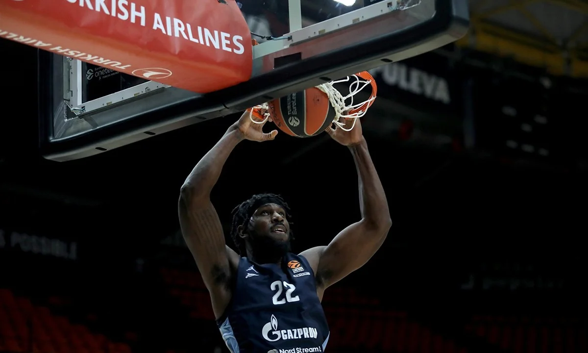 Βαλένθια- Ζενίτ 72-85: Μεγάλο «διπλό»