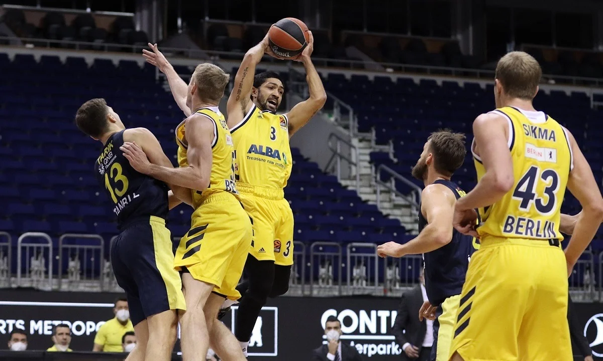 Άλμπα- Φενέρ 89-63: Διασυρμός για τους Τούρκους