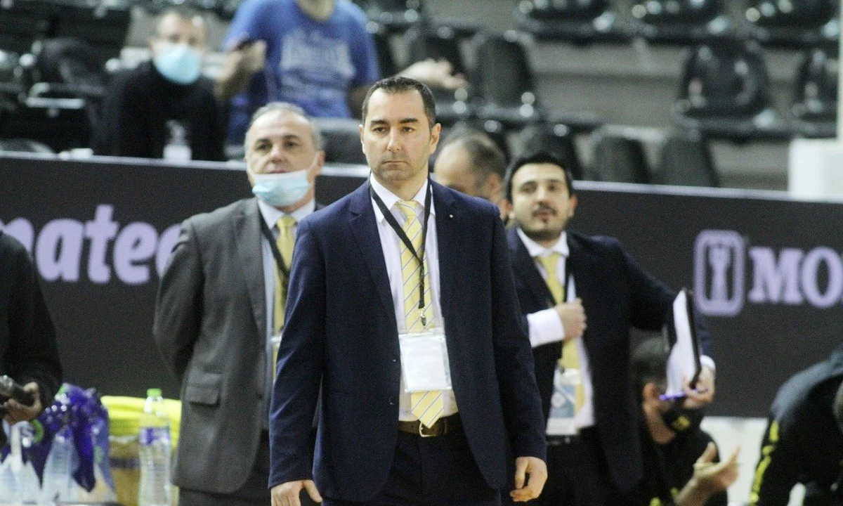 Καμπερίδης: «Κάποιες φορές αδικούμε τους εαυτούς μας»
