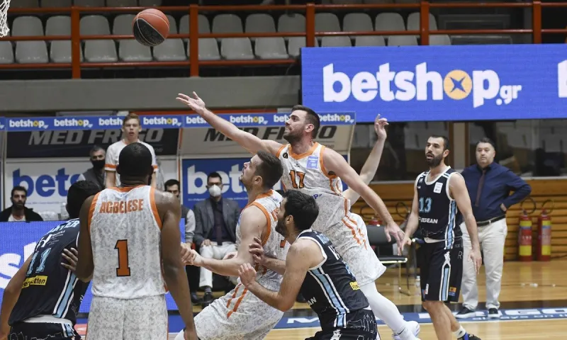 Προμηθέας- Κολοσσός 69-67: Ένα αντιαθλητικό έκρινε τα πάντα