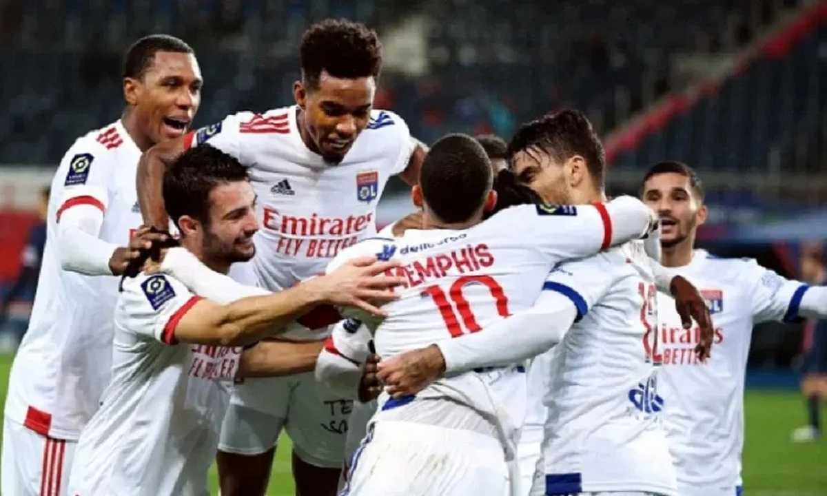 Παρί Σεν Ζερμέν – Λιόν 0-1: Ιστορικό διπλό κορυφής
