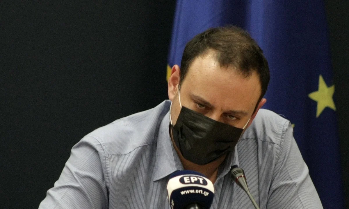 Κορονοϊός: Ελαφρά υποχώρηση στην πίεση του ΕΣΥ - «Κοινωνική φούσκα» και ρεβεγιόν