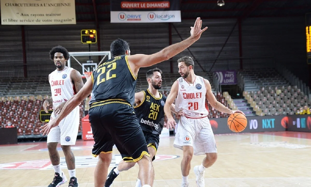 Σολέ- ΑΕΚ 79-70: Παράταση στην πρόκριση