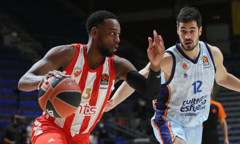Ερυθρός Αστέρας - Βαλένθια 76-73: Με Τζόρνταν Λόιντ που ήταν πραγματικός... AIR! (vid)