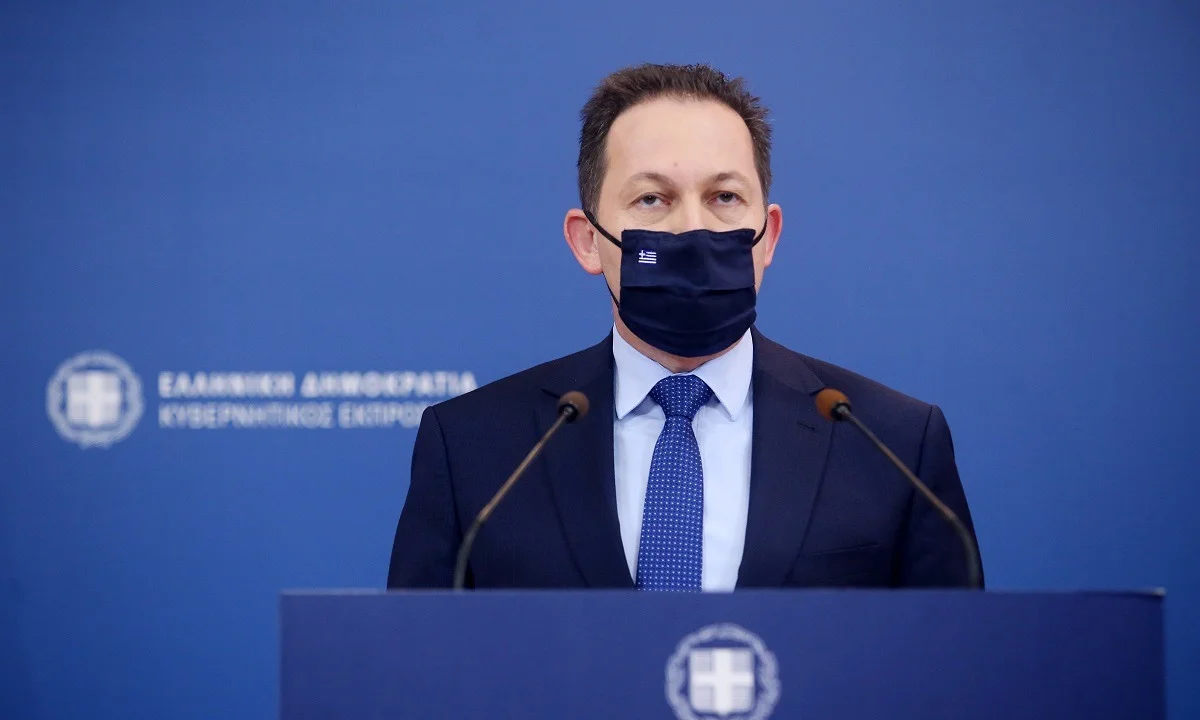 Νέες απειλές Πέτσα: «Αν ξεφύγουν τα πράγματα τα Χριστούγεννα, θα έχουμε πιο αυστηρά μέτρα την Πρωτοχρονιά»