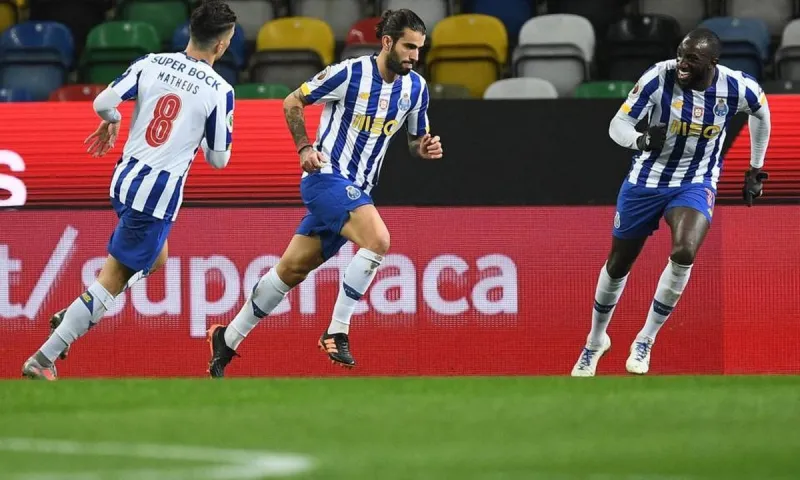 Πόρτο: Πήρε και το Super Cup απ' την Μπενφίκα με σκόρερ Ολιβέιρα (vids)