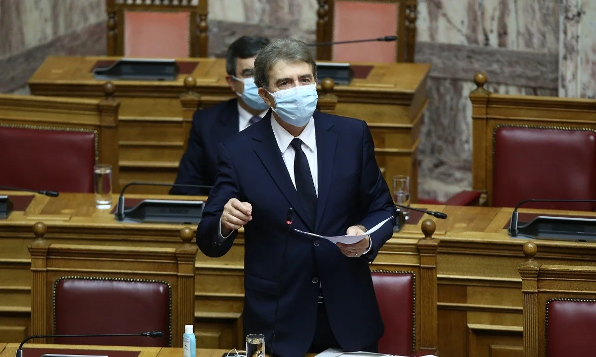 Χρυσοχοΐδης: «Δεν αξίζει τον κόπο για ένα γλέντι να σκορπάμε το θάνατο»