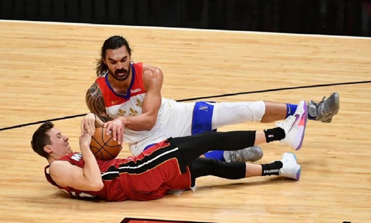 NBA: Πρώτη νίκη για το Μαϊάμι, ρεκόρ ο Ντάνκαν Ρόμπινσον (vid)