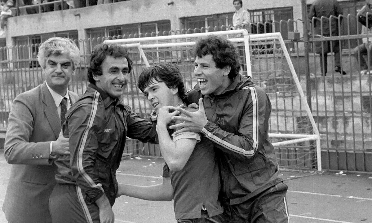 26/12/1977: Ο Δημήτρης Σαραβάκος κάνει ντεμπούτο με τον Πανιώνιο