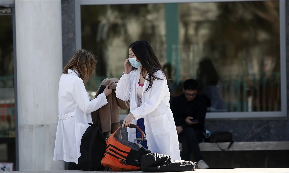 Κρούσματα: Οι 8 περιοχές που αυξάνονται παρά το lockdown
