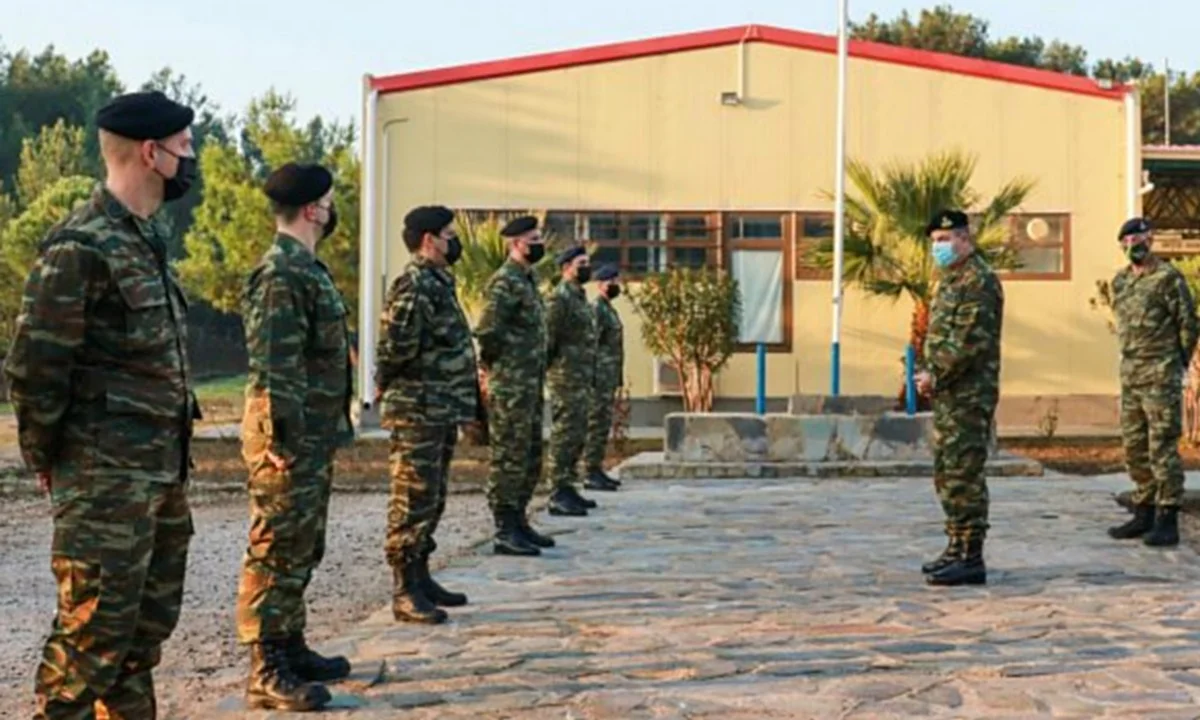 Ψυχρολουσία για χιλιάδες φαντάρους: Αυξάνεται η στρατιωτική θητεία