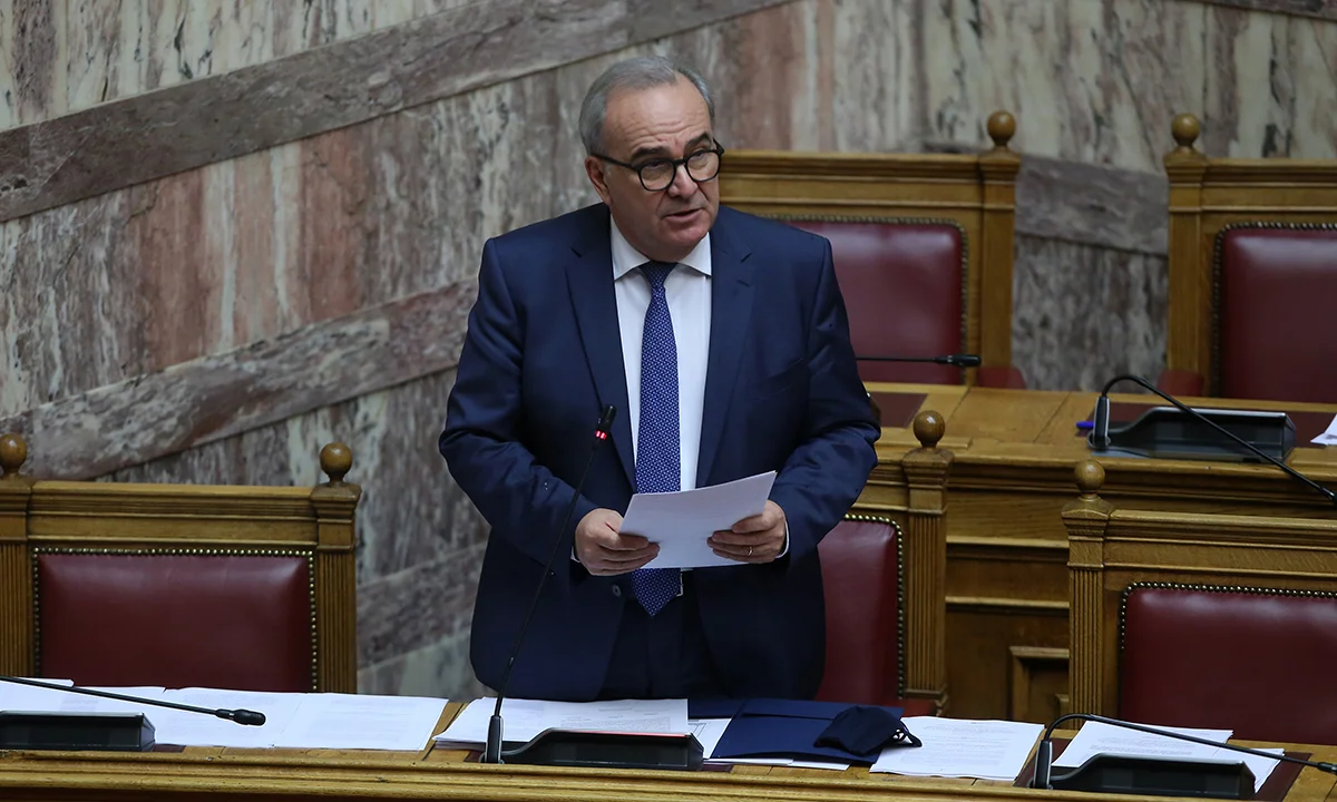 Παπαθανάσης: Επιδότηση 5.000 ευρώ για e-shop, τότε ανοίγουν οι αιτήσεις