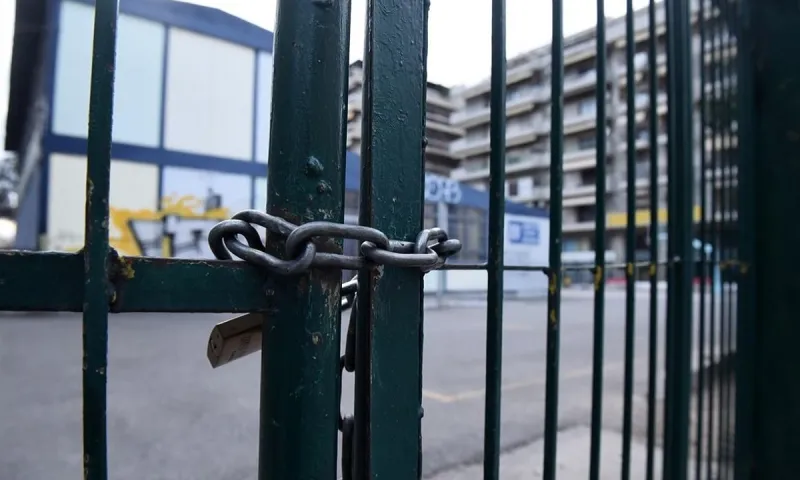Σχολεία: Σκληρό lockdown για να ανοίξουν 11 Ιανουαρίου!