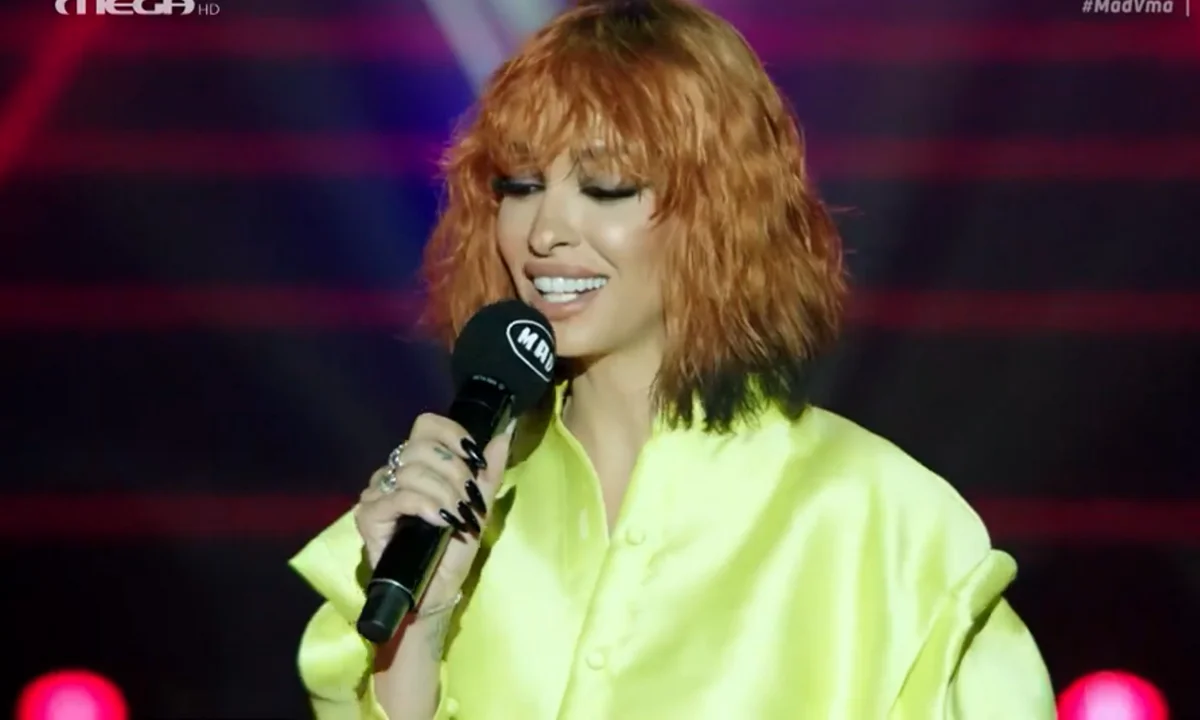 Mad VMA 2020: Η συγκίνηση της Ελένης Φουρέιρα (vid)