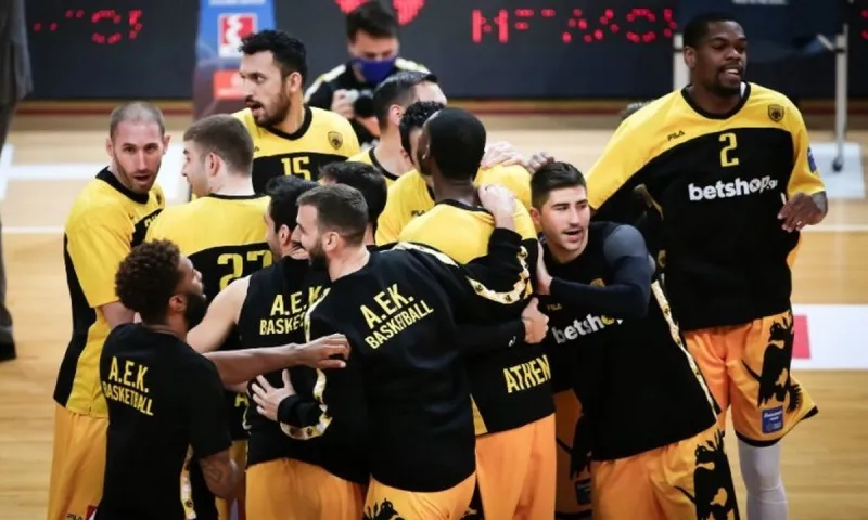 ΑΕΚ: «Ενισχυμένη» με Αγγελόπουλο για το «διπλό» με την Χολόν