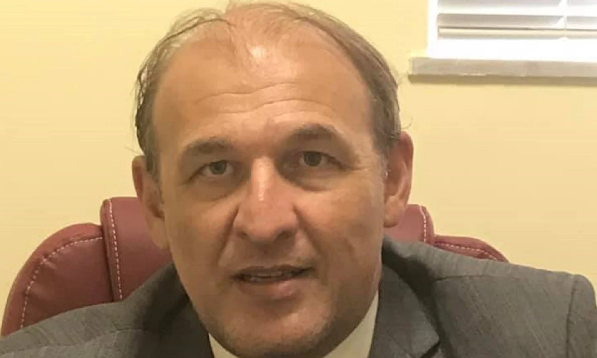 Φαίδων Βόβολης: «Το σύστημα θέλει να σας κάνει να πιστεύετε πως είμαι με την... ελίτ»