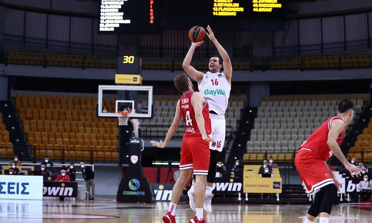 Euroleague: «Υπήρξε φάουλ στον Ζιπσερ» (vid)