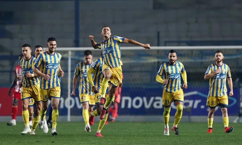 Παναιτωλικός - Ολυμπιακός: Ισοφάριση με γκολάρα Ταχάρ! (vid)