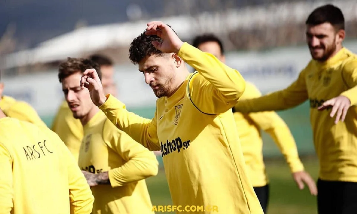 Άρης: Με «Vamos Aris» η πρώτη ανάρτηση του Ιωάννου-«Βροχή» τα μηνύματα απ' τον κόσμο
