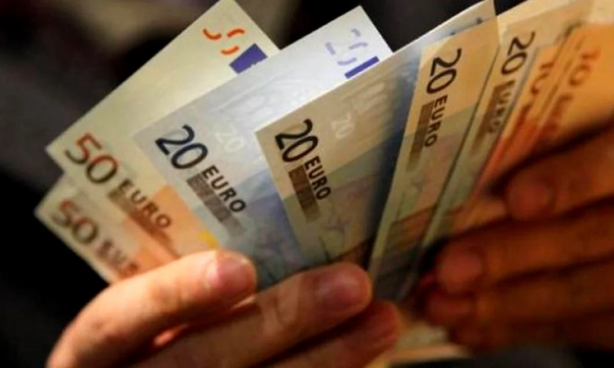 Επίδομα 534 ευρώ: Ξεκινούν οι πληρωμές των αναστολών Δεκεμβρίου - Αναλυτικά οι ημερομηνίες