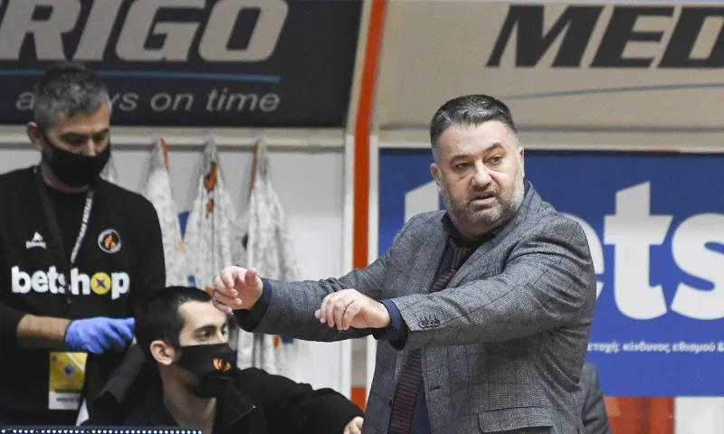 Γιατράς: «Να κατακτήσουμε Πρωτάθλημα και Κύπελλο»