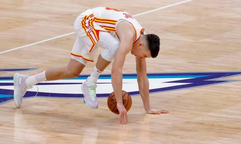NBA: «Έχασαν» τον Μπογκντάνοβιτς οι Χοκς