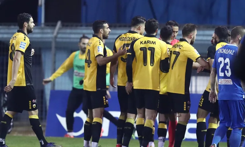 Η ΑΕΚ φωνάζει για την αποβολή Ινσούα (vid)