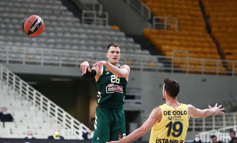 Euroleague: Παναθηναϊκός και Ολυμπιακός «δοκιμάζονται» σε Πόλη και «ΣΕΦ»