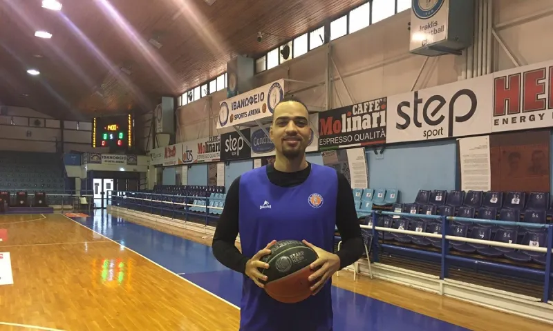Ενετσιόνια: «Μπορώ να σκοράρω, να παίξω άμυνα...»