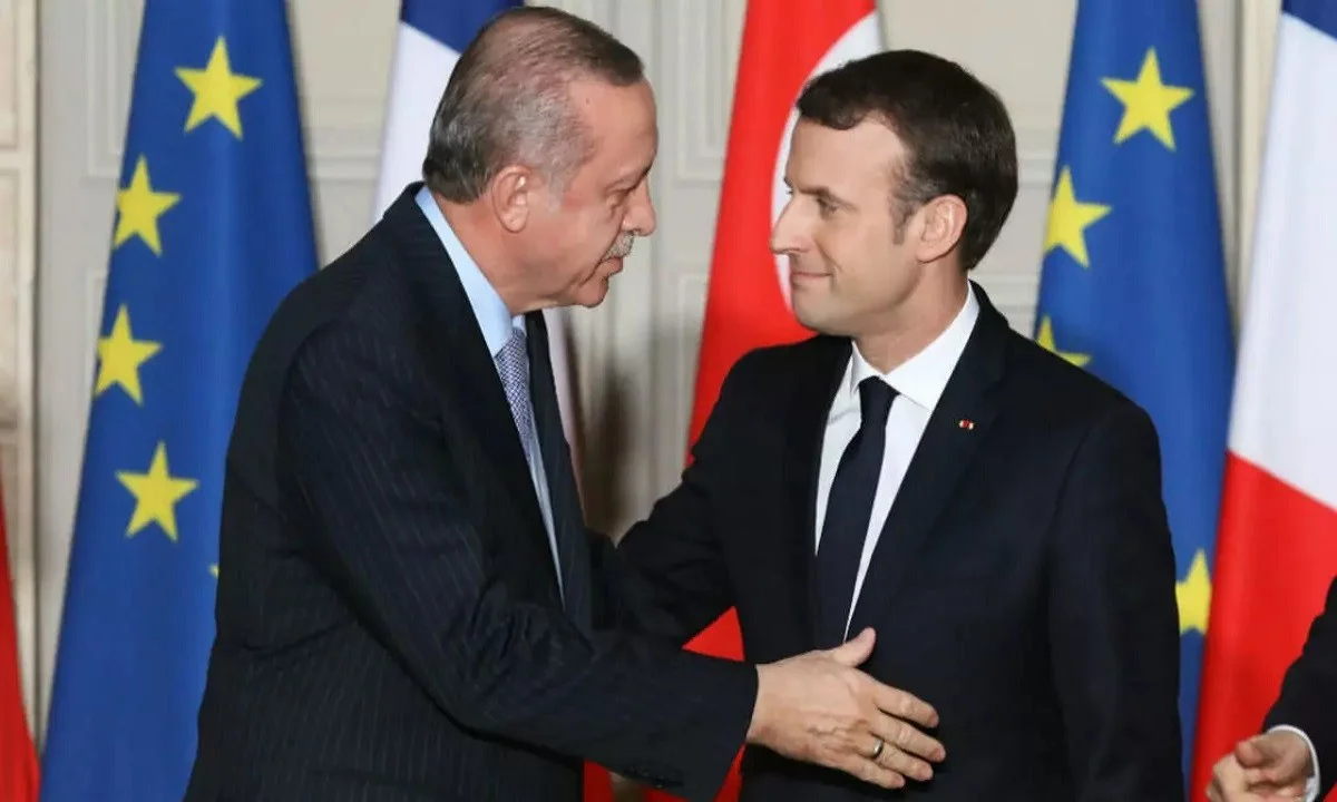 Απαντά ο Μακρόν στον Ερντογάν: «Αγαπητέ Ταγίπ, ας μιλήσουμε...»
