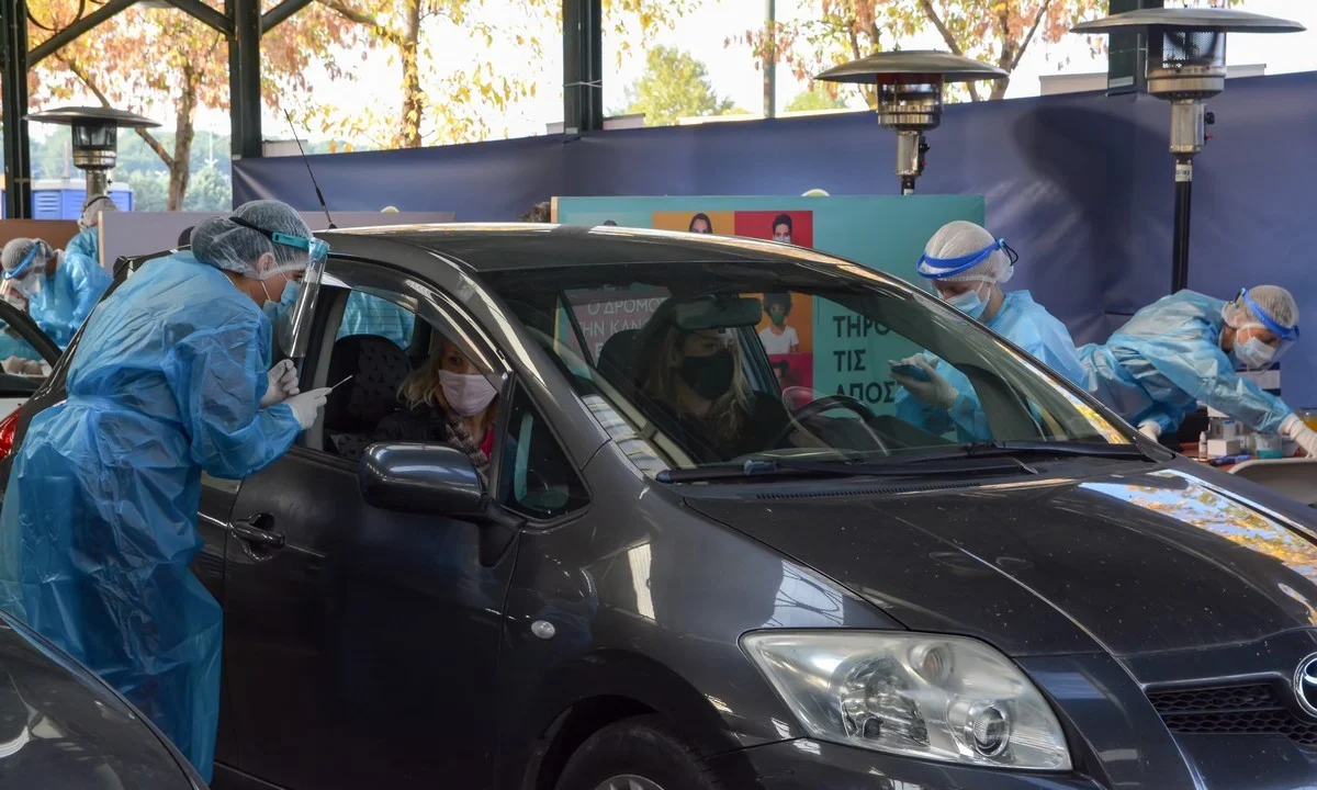 Αττική: Κάτω από 100 τα κρούσματα - Χαμηλά ξανά ο δείκτης θετικότητας