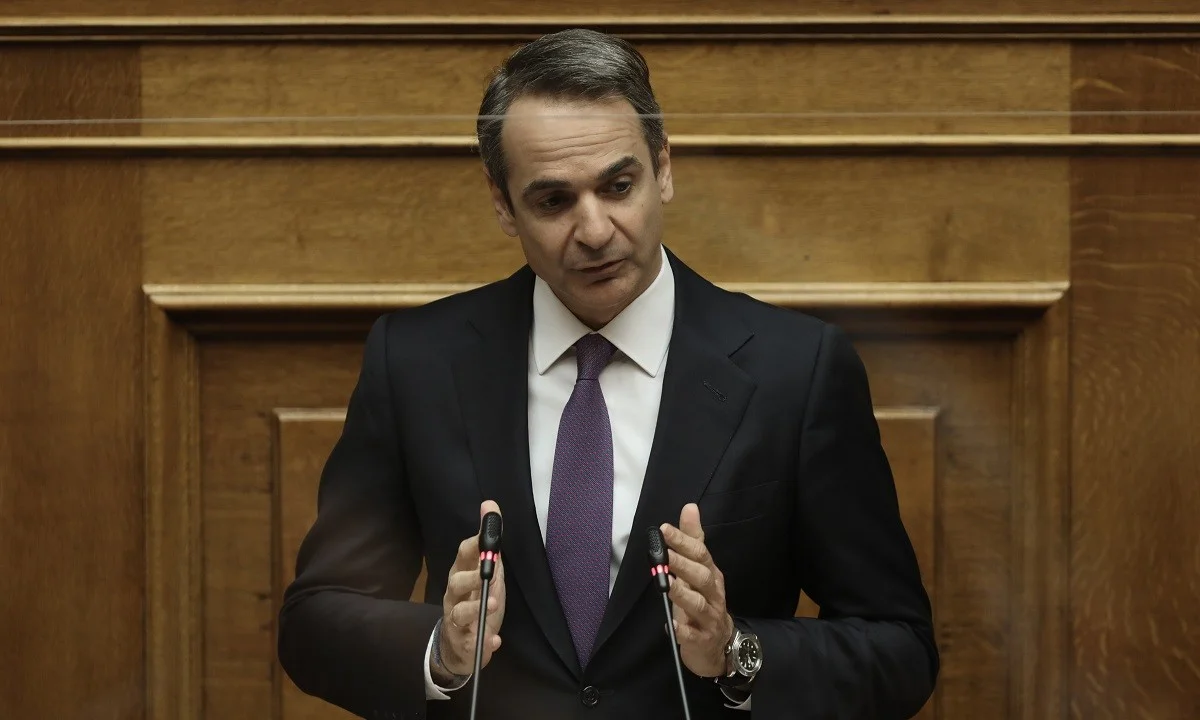 Μητσοτάκης: Επιμένει να ζητάει πιστοποιητικό για το εμβόλιο της AstraZeneca!