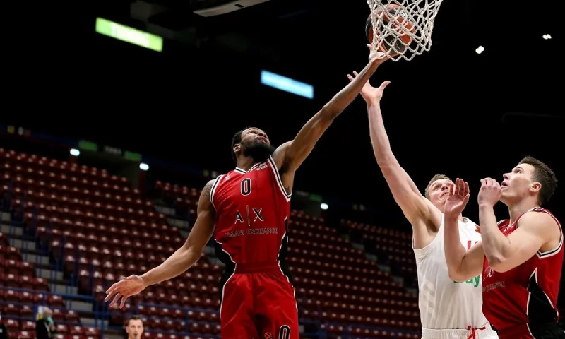 Αρμάνι Μιλάνο- Μπάγερν Μονάχου 75-51 : Περίπατος και τετράδα