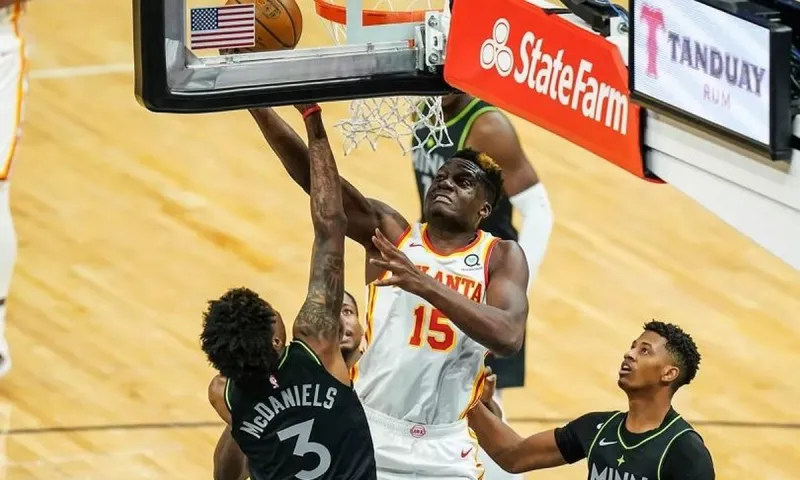 Καπέλα: To απίστευτο triple double που πέτυχε (vid)