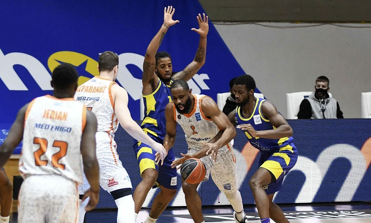 Προμηθέας- Λαύριο 90-88: Ανατροπή με ηγέτη τον Λούντζη