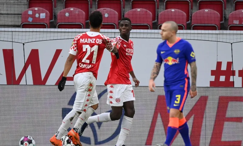 Bundesliga: Ήττα σοκ της Λειψίας, σπουδαίο διπλό για Βόλφσμπουργκ (vids)