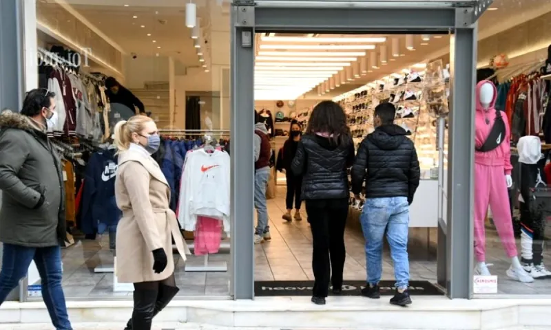 Καταστήματα και σούπερ μάρκετ: Ανοιχτά σήμερα - Το ωράριο και το SMS στο 13033