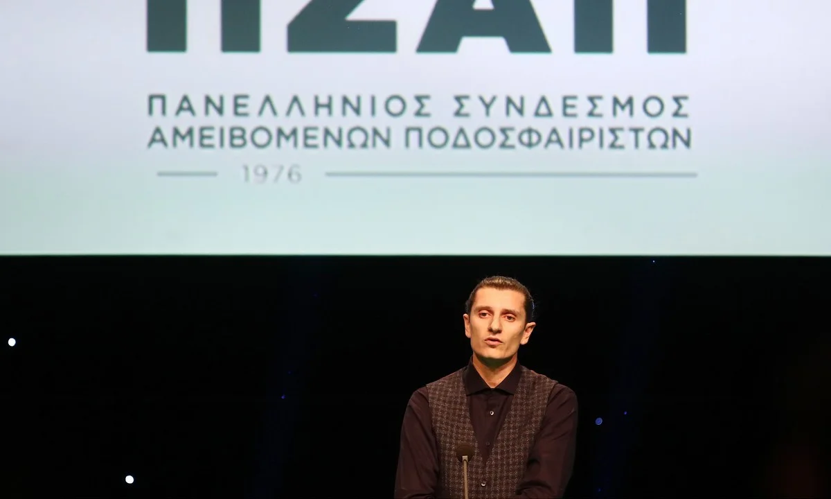 Μπαντής: «Σε Football League και Γ’ Εθνική κολλάει, εδώ δεν κολλάει;»