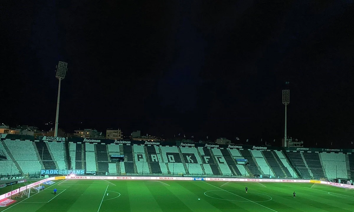 ΠΑΟΚ - ΑΕΚ: Black out στο γήπεδο της Τούμπας (pics)