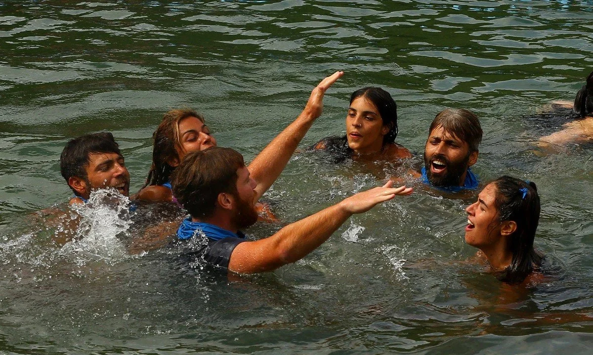 Survivor διαρροή 25/1: ΟΡΙΣΤΙΚΟ! Αυτή η ομάδα κερδίζει το 1ο αγώνισμα ασυλίας! Μπλε ή κόκκινη;