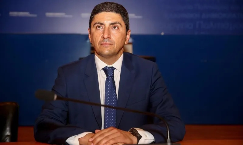 Αυγενάκης: Σε τηλεδιάσκεψη ο διάλογος με τα ερασιτεχνικά σωματεία